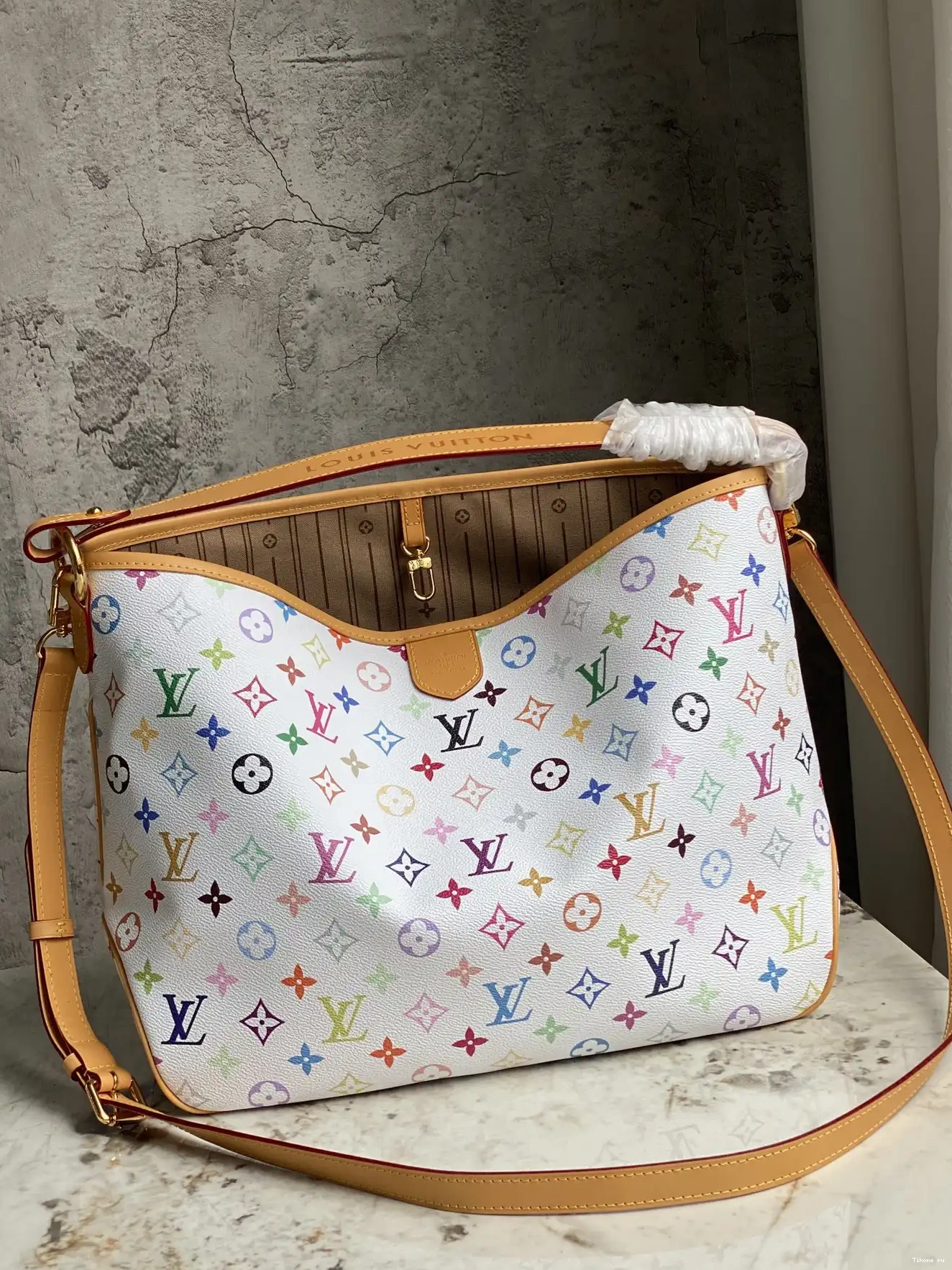 Cheap GRACEFUL LOUIS PM VUITTON 0702